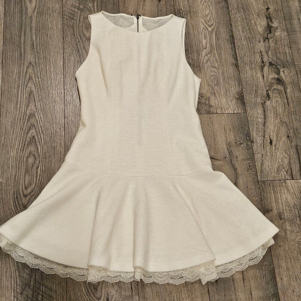Alice + Olivia Off White Mini Dress Flared With Lace Trimming Woman Size S
